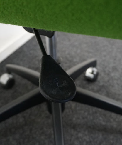 Artifort Gap Bureaustoelen | Vergaderstoelen | Groen | Verrijdbaar