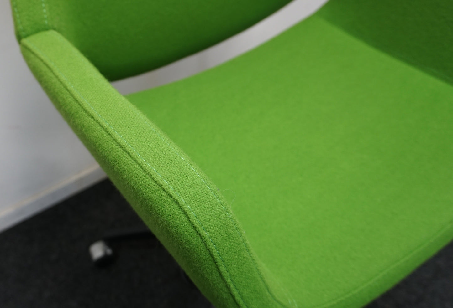 Artifort Gap Bureaustoelen | Vergaderstoelen | Groen | Verrijdbaar