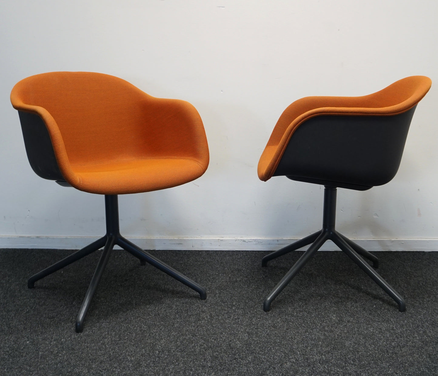 Muuto Fiber Vergaderstoelen | Oranje | Gemêleerd | Draaibaar