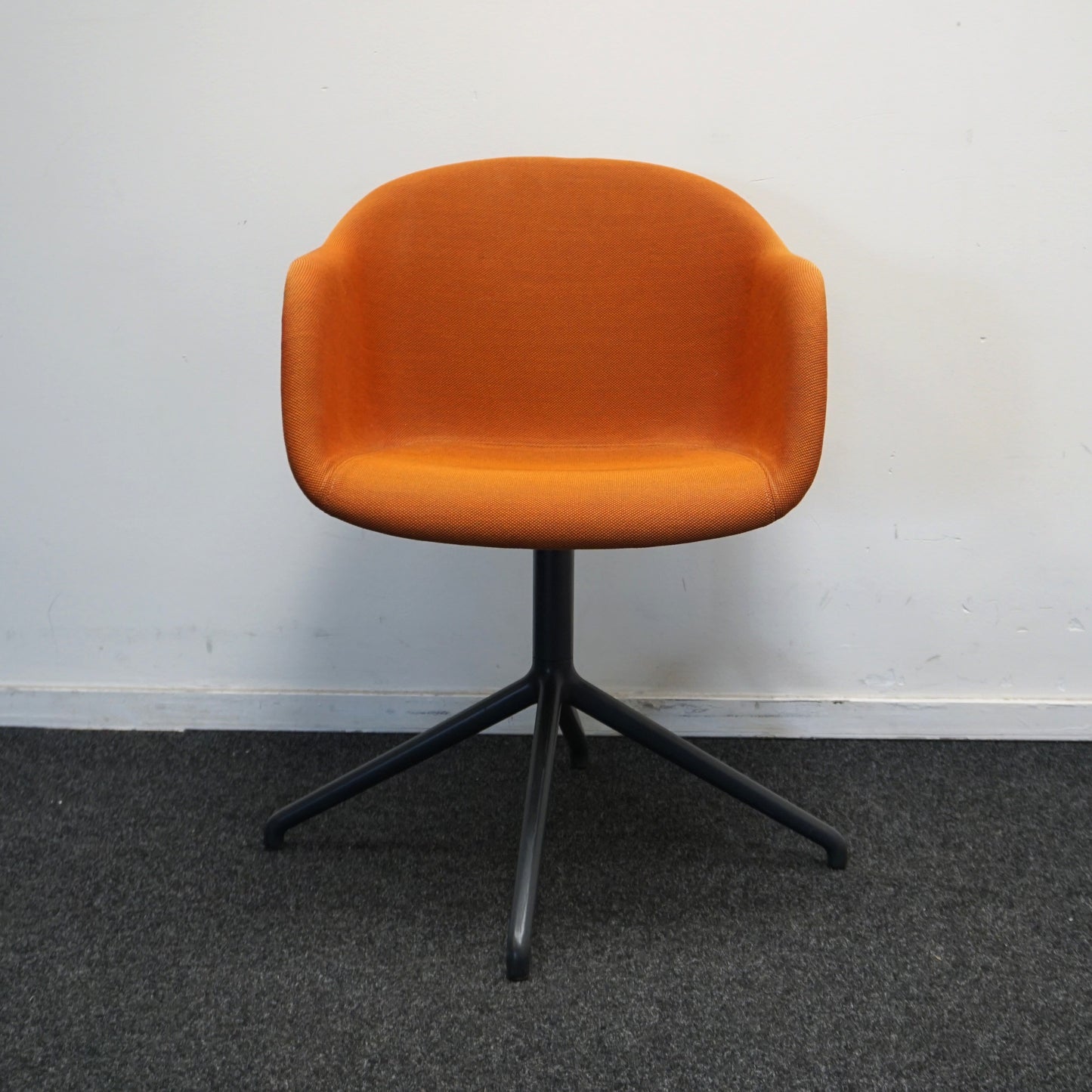 Muuto Fiber Vergaderstoelen | Oranje | Gemêleerd | Draaibaar