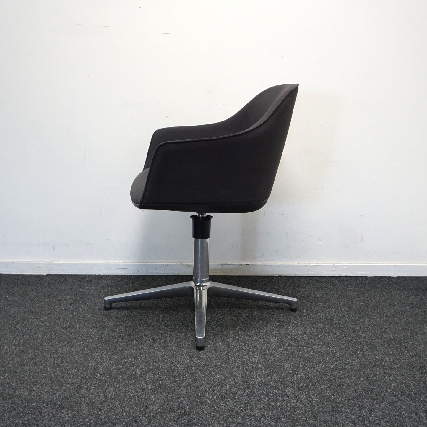 Vitra Softshell Design Stoelen | Vergaderstoel | Antraciet