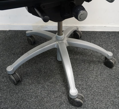 RH Logic 400 Bureaustoelen | Zwarte stof  | Ergonomisch