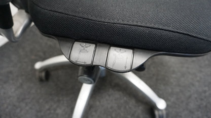 RH Logic 300 Bureaustoelen | Zwarte Stof | Ergonomisch