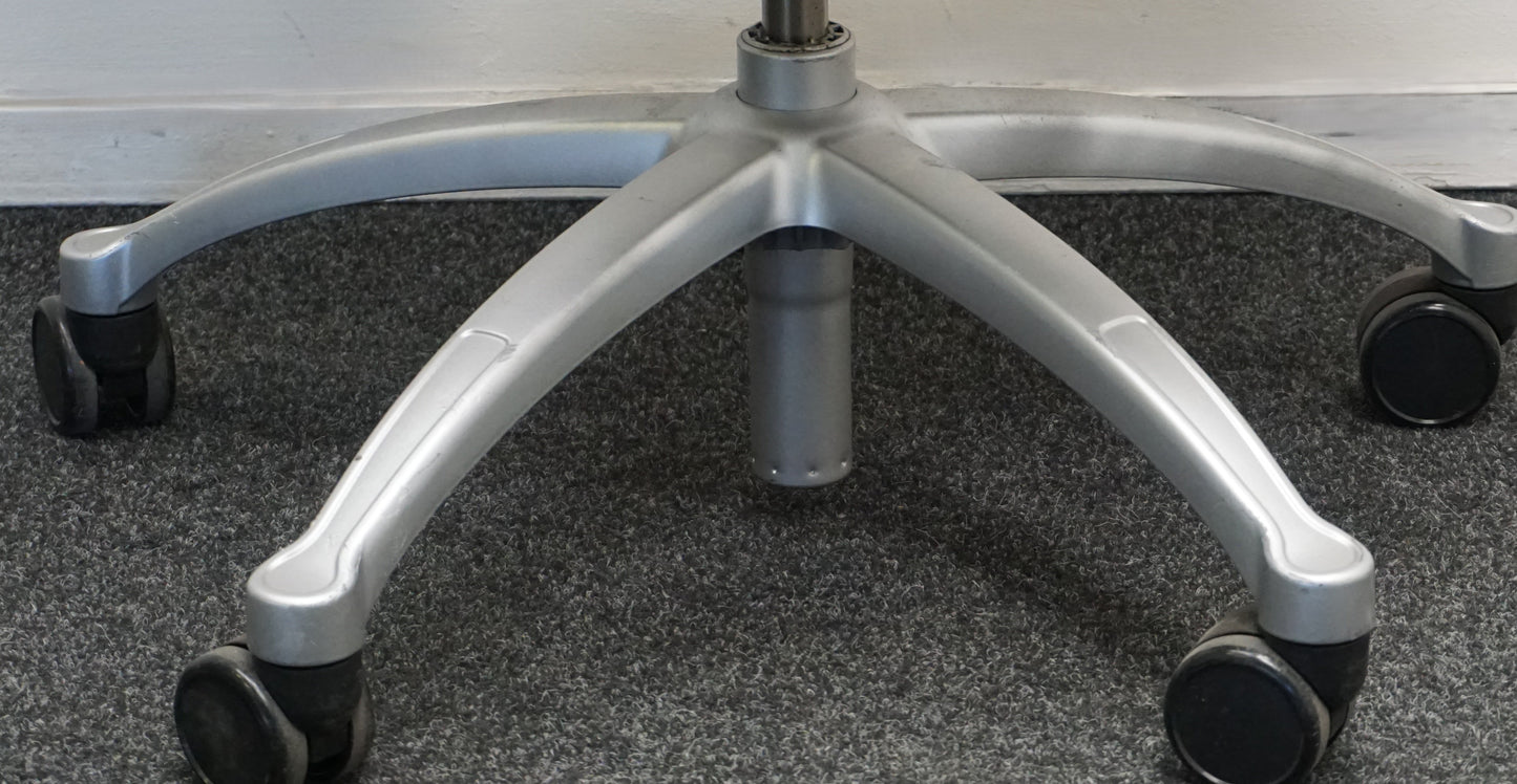 RH Logic 300 Bureaustoelen | Zwarte Stof | Ergonomisch