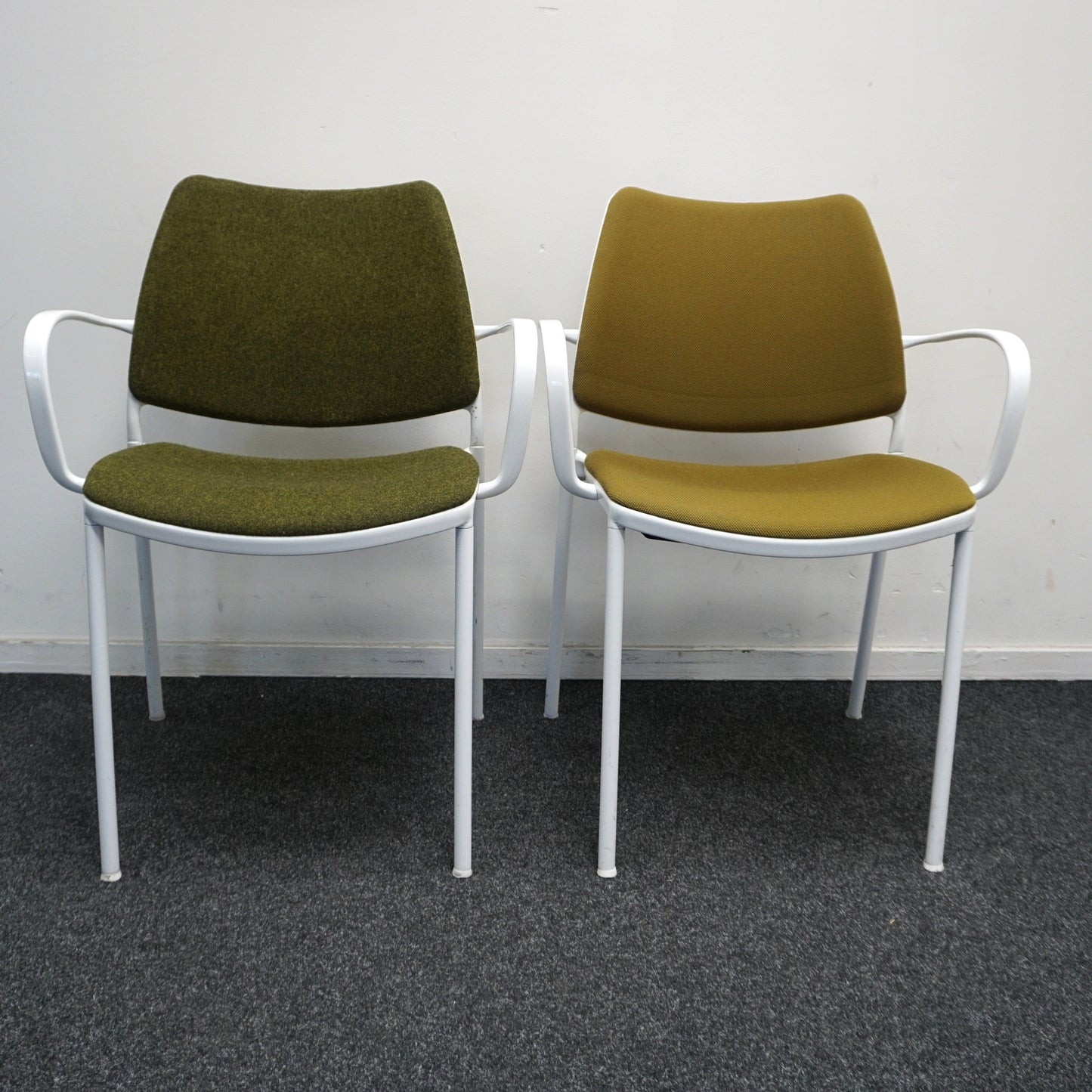 Stua Gas design Stoelen | Vergaderstoelen | Wit Aluminium | Diverse Kleuren