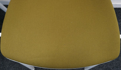 Stua Gas design Stoelen | Vergaderstoelen | Wit Aluminium | Diverse Kleuren