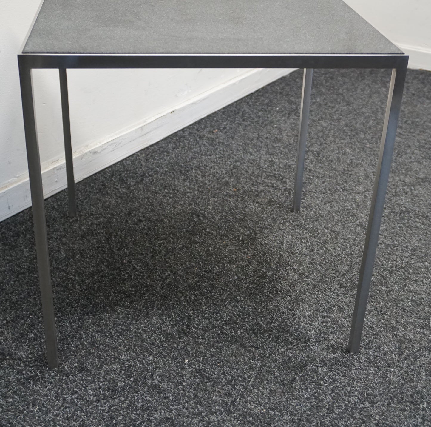 Metaform KR bijzettafel | Designtafel | RVS | Keramiek Blad