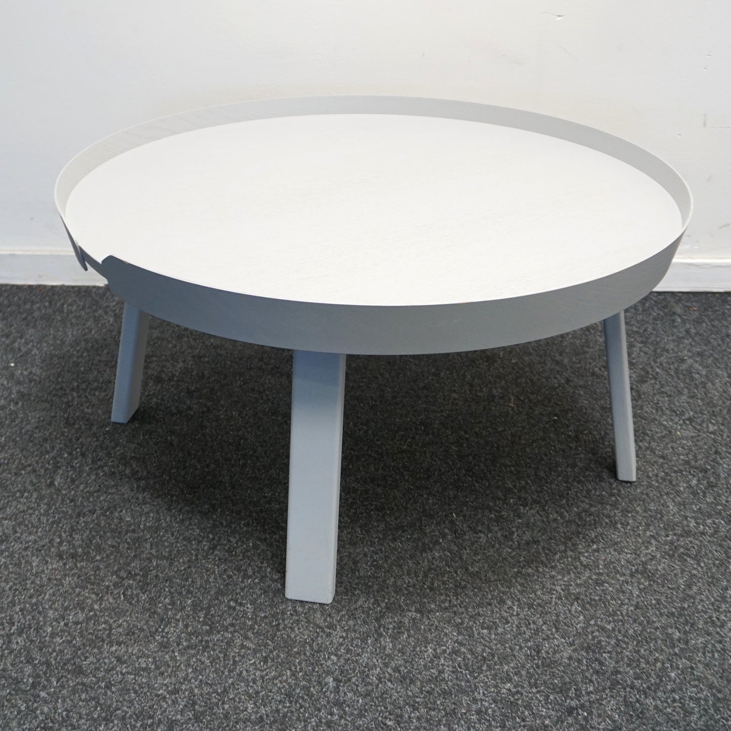 Muuto Around Coffee Table Large Bijzettafel Grijs | Hout