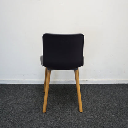 Vitra Hal Wood Design Stoel | Donkerblauw | Hout