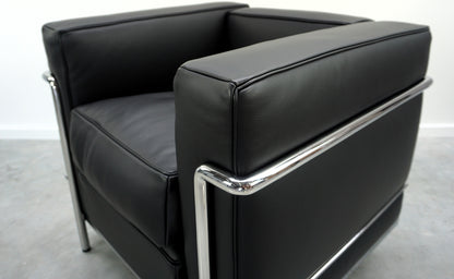Cassina LC2 Fauteuil Grand Confort Petit Modèle | Zwart