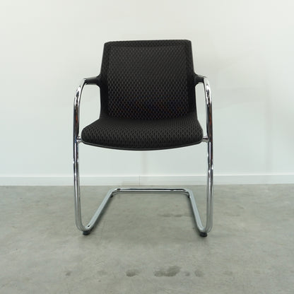 Vitra Unix Vergaderstoel | Conferentiestoel | Zwart