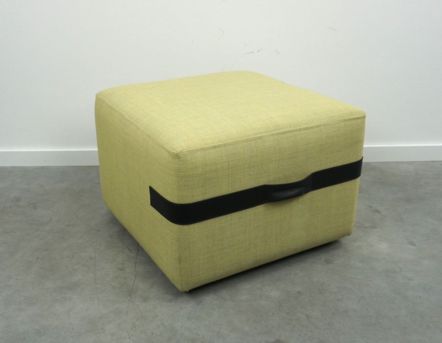 Design Poef | Hocker | Geel