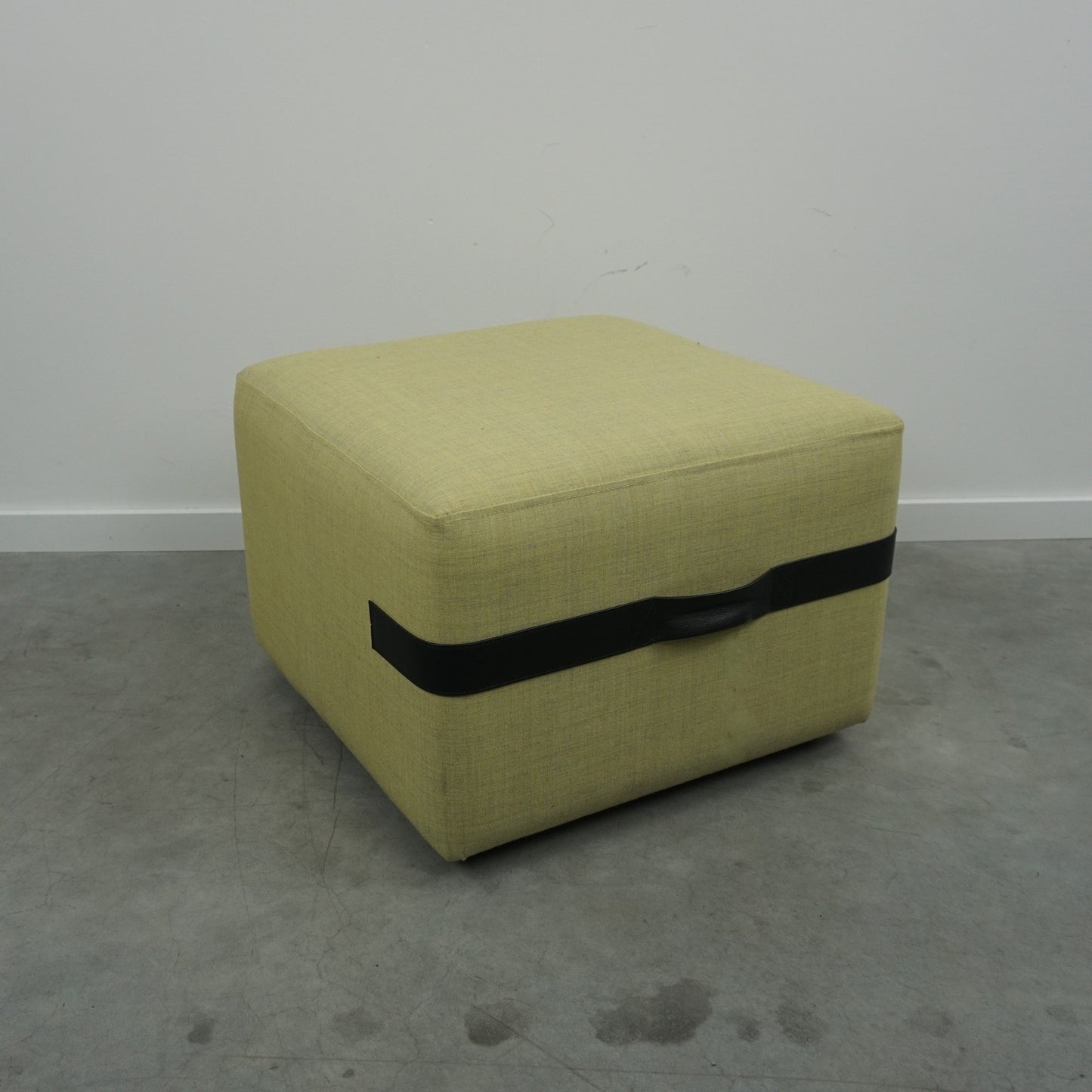 Design Poef | Hocker | Geel