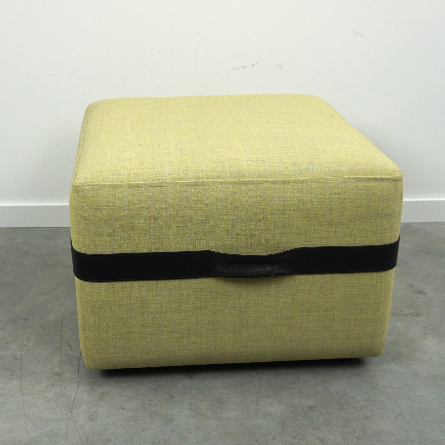Design Poef | Hocker | Geel