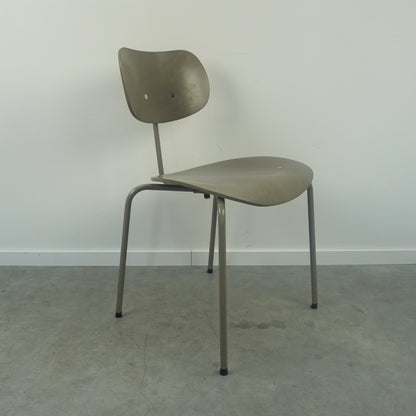 Wilde + Spieth van Egon Eiermann SE68 Stoel | Groen | Hout