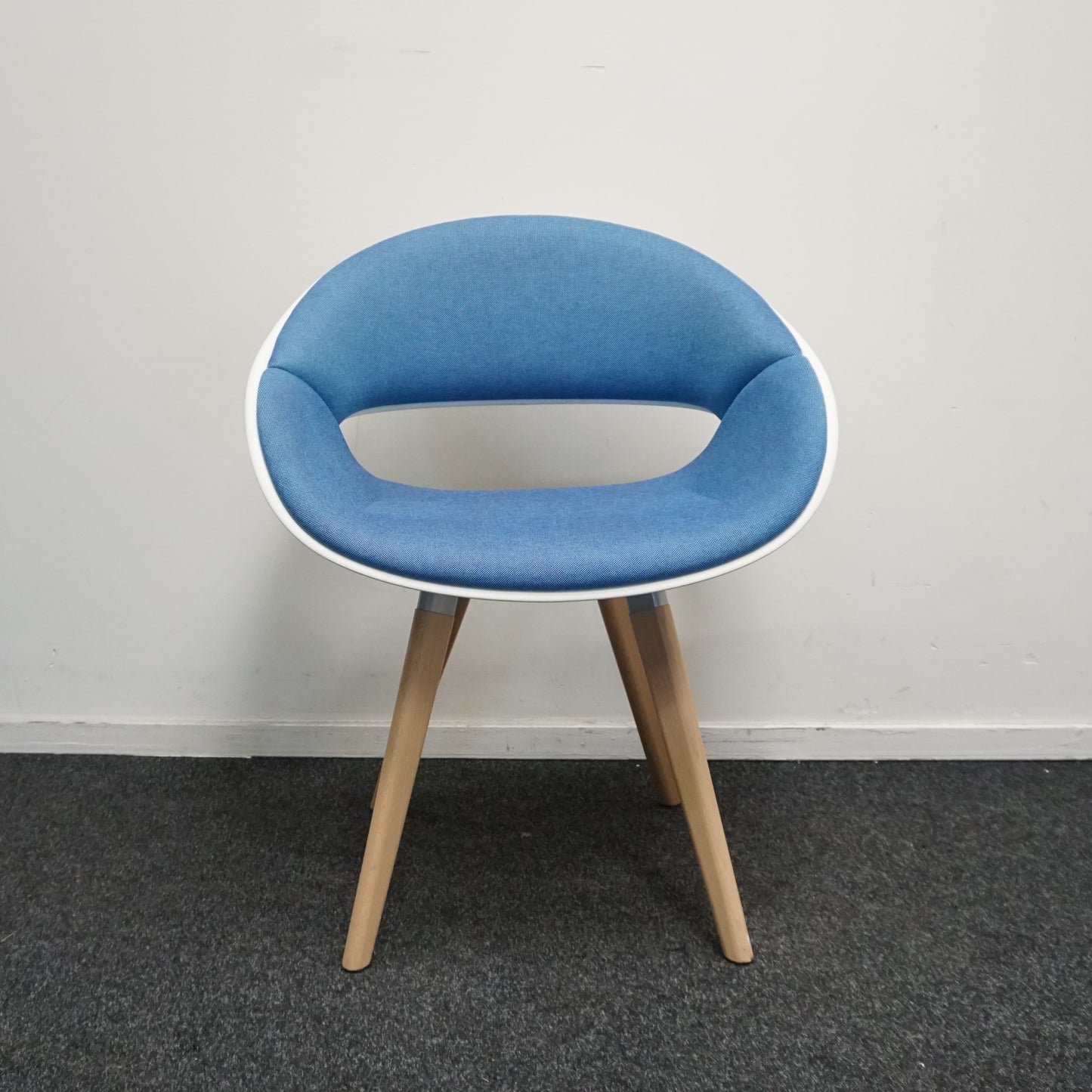 Kusch+Co Volpino Vergaderstoel | Blauw