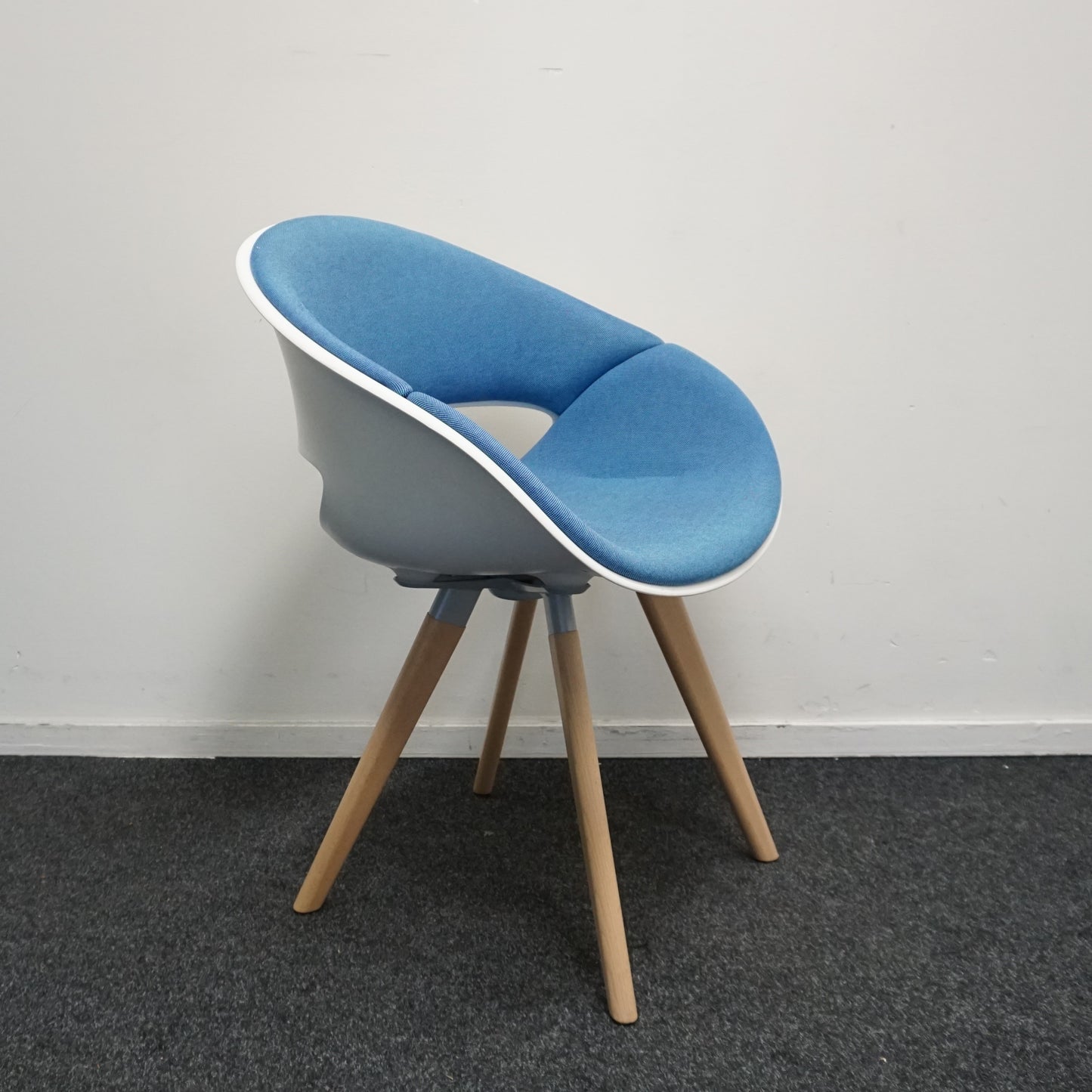 Kusch+Co Volpino Vergaderstoel | Blauw