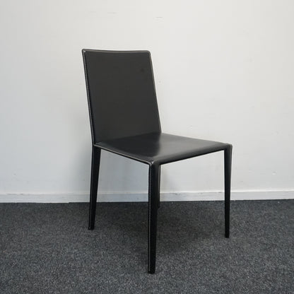 Arper Norma Design Stoel | Leer | Zwart
