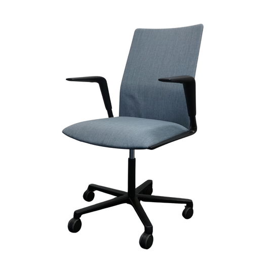 Arper Kinesit Vergaderstoel | Blauw