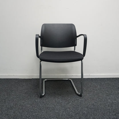 Köhl Consito Vergaderstoel | Zwart | Stof / Kunststof