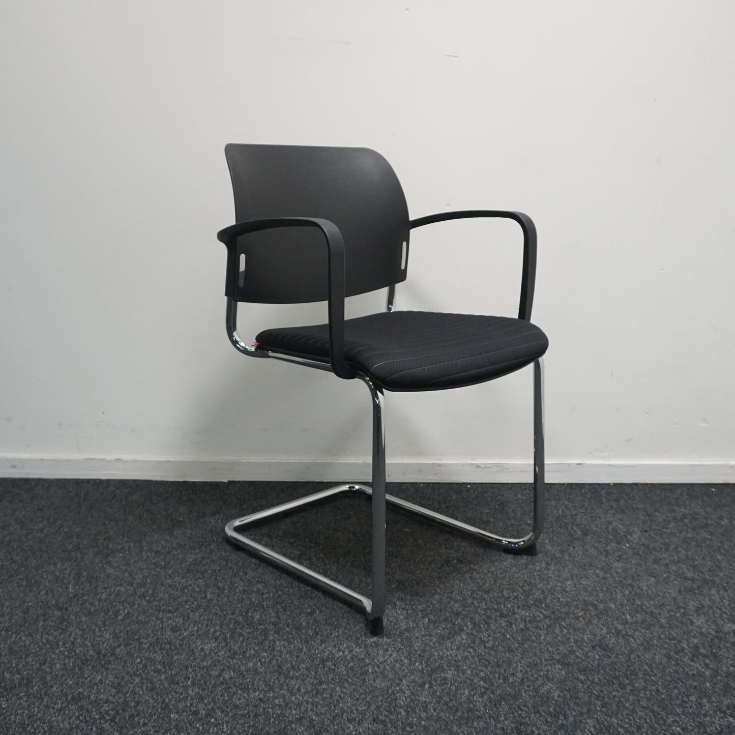 Köhl Consito Vergaderstoel | Zwart | Stof / Kunststof
