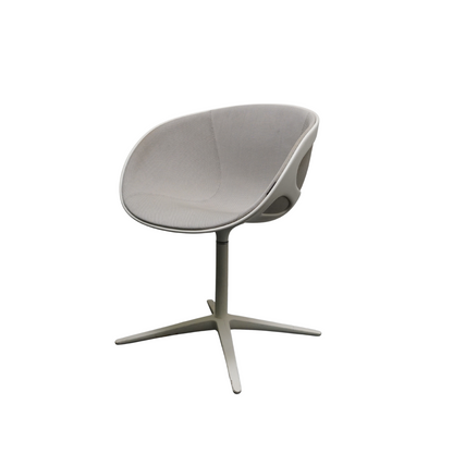 Fritz Hansen Rin Chair Design Stoel | Beige | Draaibaar