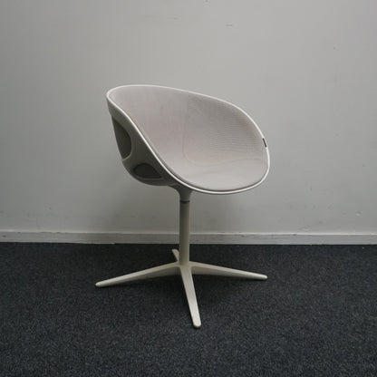 Fritz Hansen Rin Chair Design Stoel | Beige | Draaibaar