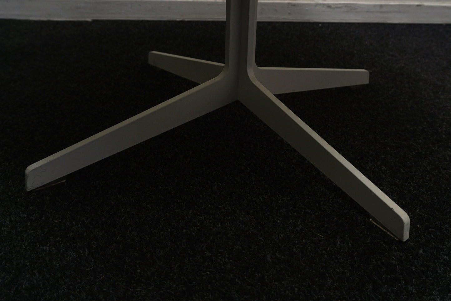 Fritz Hansen Design Bijzettafel | Wit | 75 x 40 cm