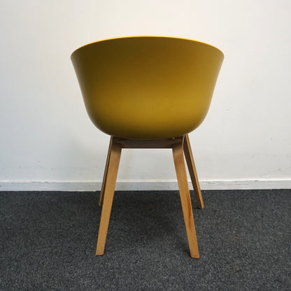 HAY About a Chair AAC22 Design Stoel | Mosterdgeel