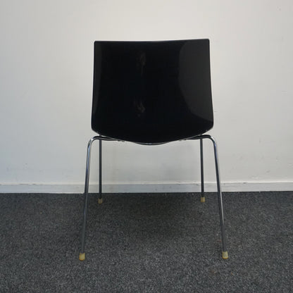 Arper Catifa 46 Design Stoel | Wit / Zwart | Kunststof