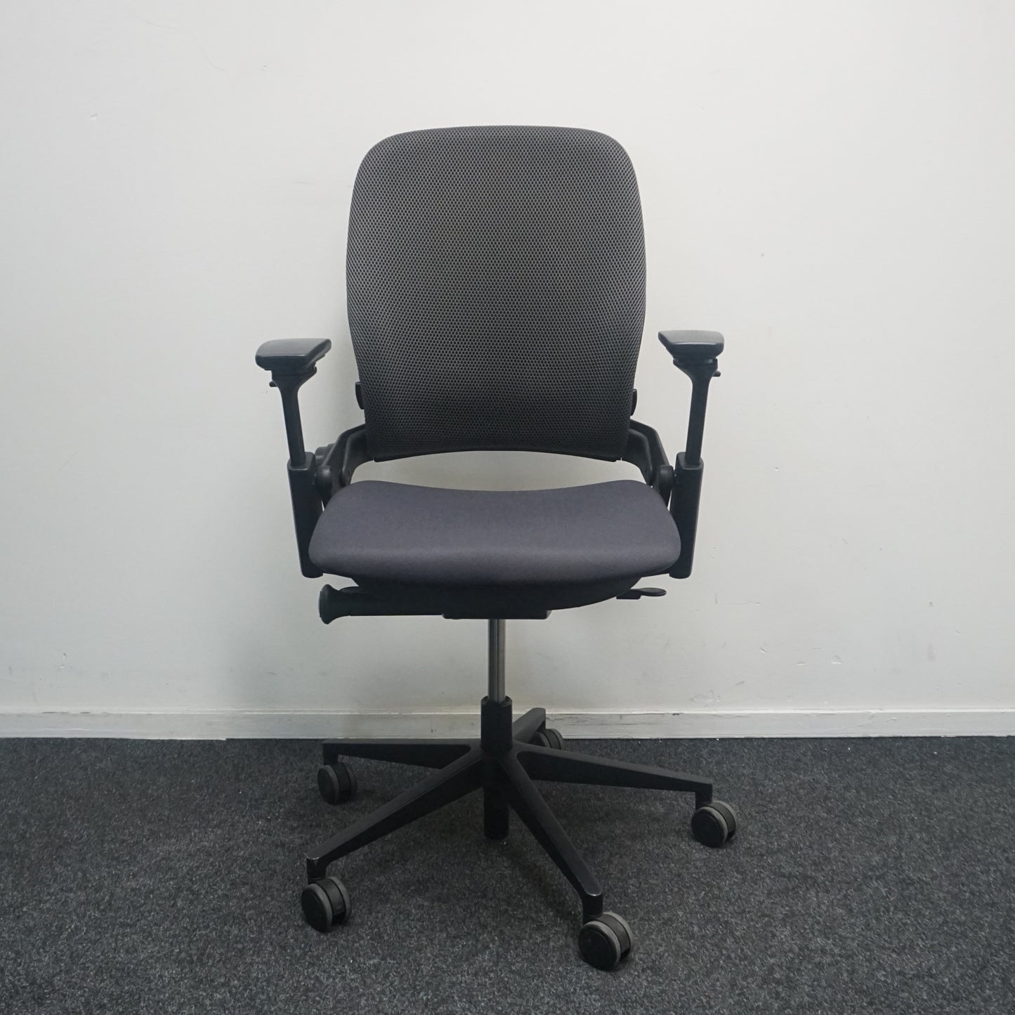Steelcase Leap V2 Bureaustoel | Grijs