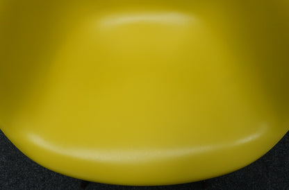 Vitra Eames DAW Design Stoel | Licht Groen