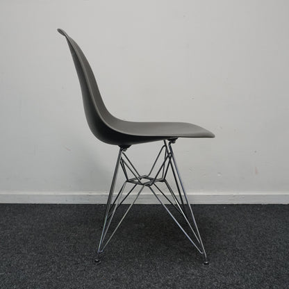 Vitra Eames DSR Design Stoel | Antraciet