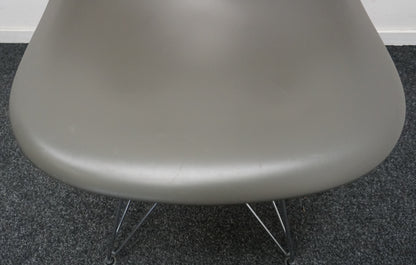 Vitra Eames DSR Design Stoel | Antraciet