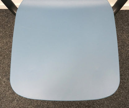 Vitra Eames Belleville Design Stoel | Blauw / Zwart