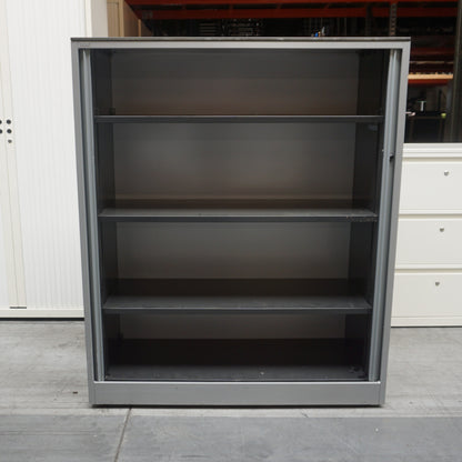 Ahrend Roldeurkast | Archiefkast | 144 x 120 x 45 cm | Grijs