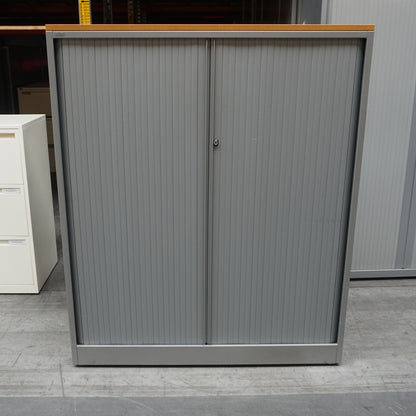 Ahrend Roldeurkast | Archiefkast | 145 x 120 x 45 cm | Grijs | Houten topblad