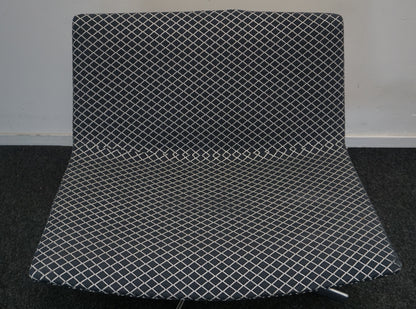 Arper Catifa 80 Design Fauteuil | Zwart / Grijs