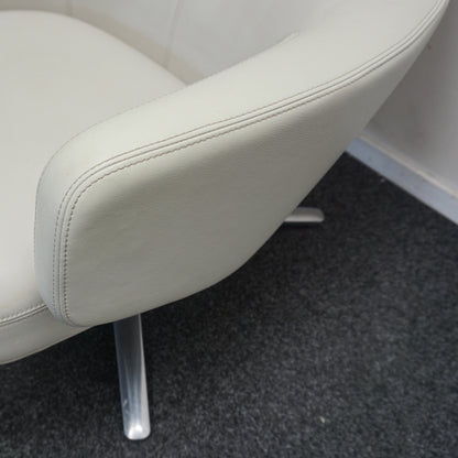 Vitra Grand Repos Design Fauteuil | Creme Wit Leer