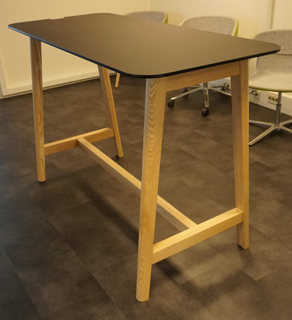 Nova Wood Bartafel | 160 x 70 x 105 cm | Zwart
