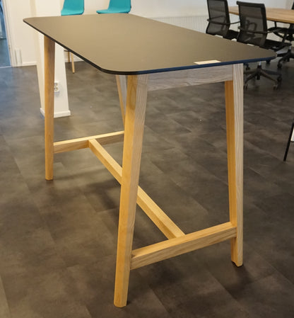 Nova Wood Bartafel | 160 x 70 x 105 cm | Zwart