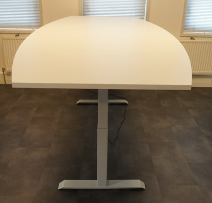 Zit-sta Vergadertafel | Elektrisch | 240 x 120 cm | Hoogte: 60 - 125 cm