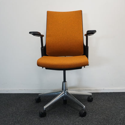 Ahrend 2020 Extra Verta Bureaustoel | Oranje / Zwart