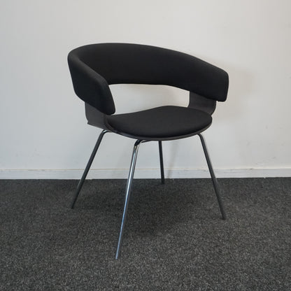 Allermuir A580 Mollie Design Stoel | Zwart / Zwart