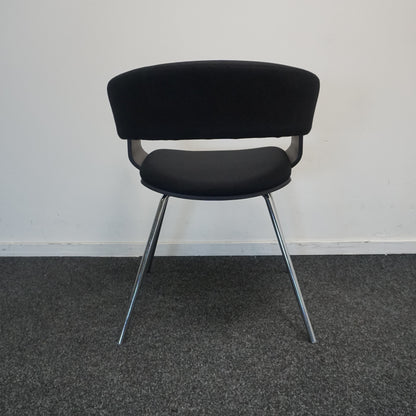 Allermuir A580 Mollie Design Stoel | Zwart / Zwart