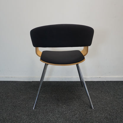 Allermuir A580 Mollie Design Stoel | Zwart / Eiken