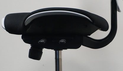 HAG Capisco Puls 8020 Bureaustoel | Zadelzit | Lichtgrijs