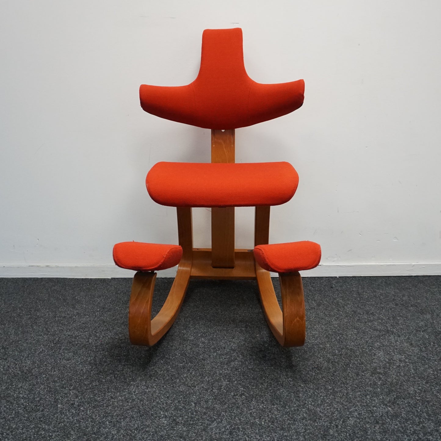Varier Stokke Thatsit Kniestoel | Bureaustoel | Rood