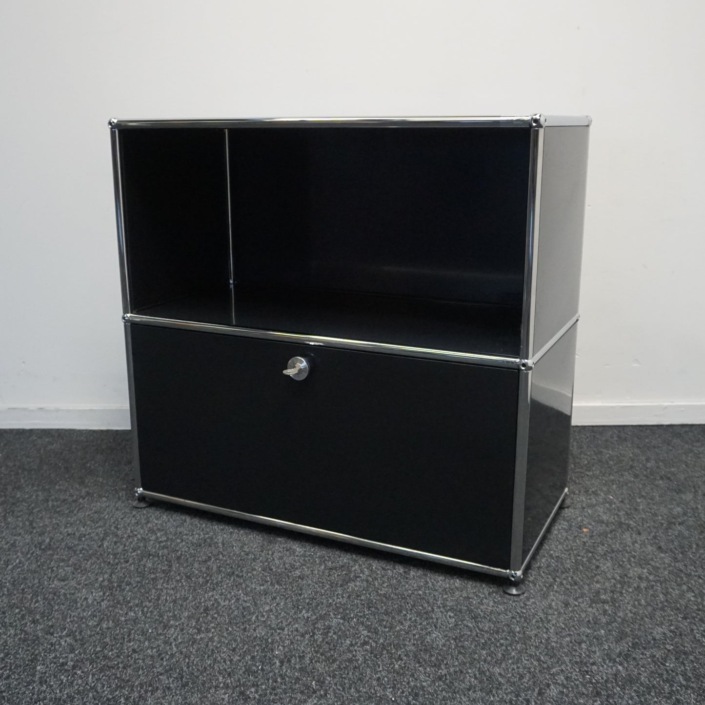 USM Haller Design Kast | Zwart | Dressoir | 74 x 75 x 35 cm