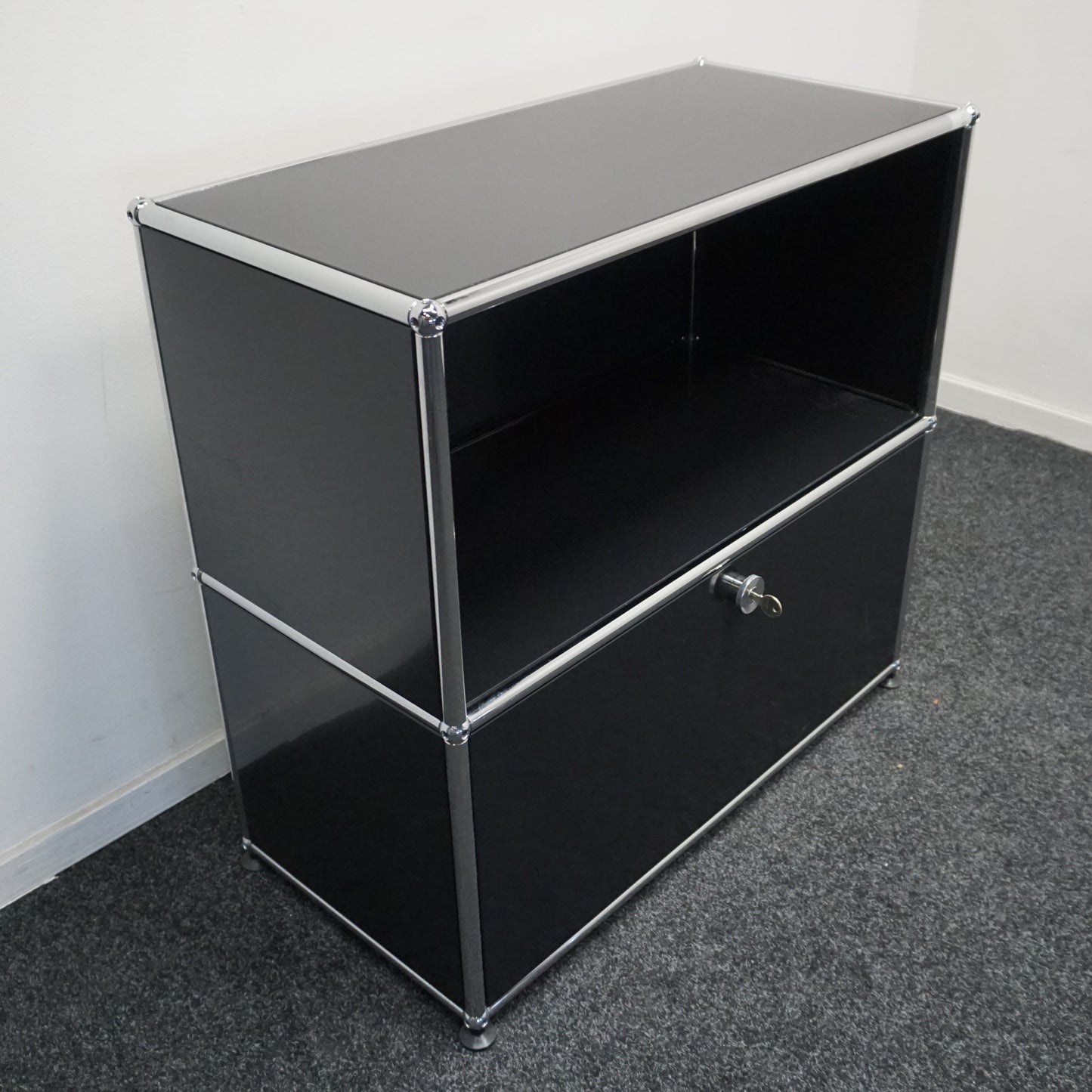 USM Haller Design Kast | Zwart | Dressoir | 74 x 75 x 35 cm